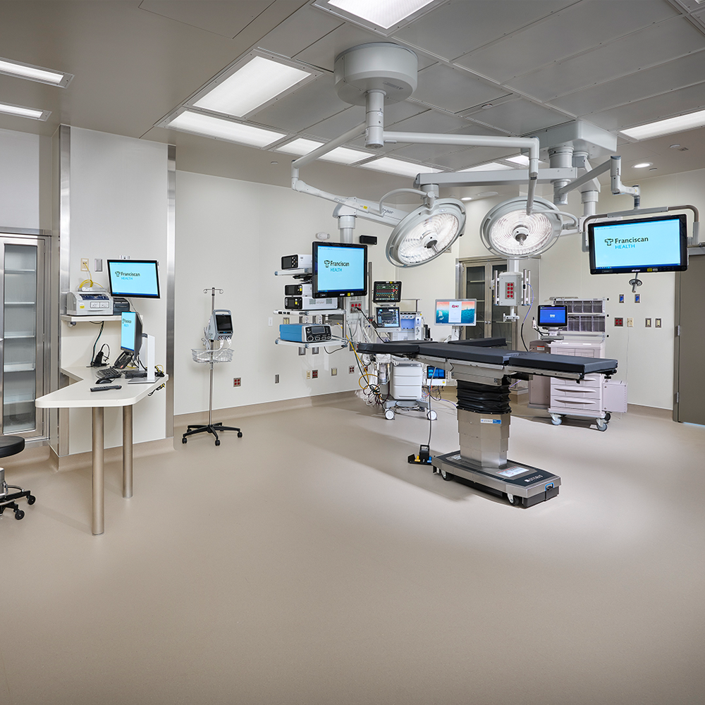 Picture of the inside of an operating room at the orthopedic hospital.